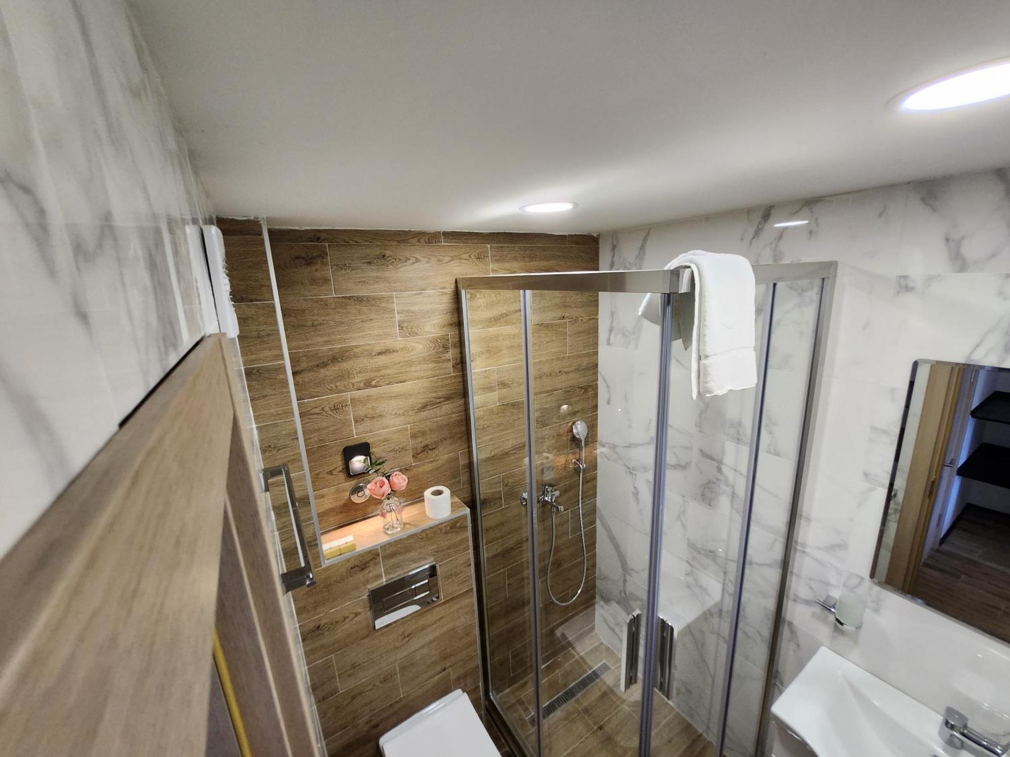 Lake Pearls Virpazar Exterior foto